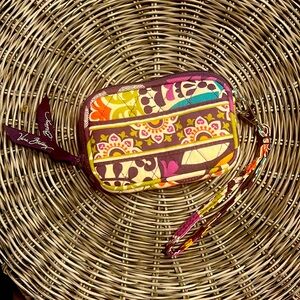 Vera Bradley Zipper/Removable clutch